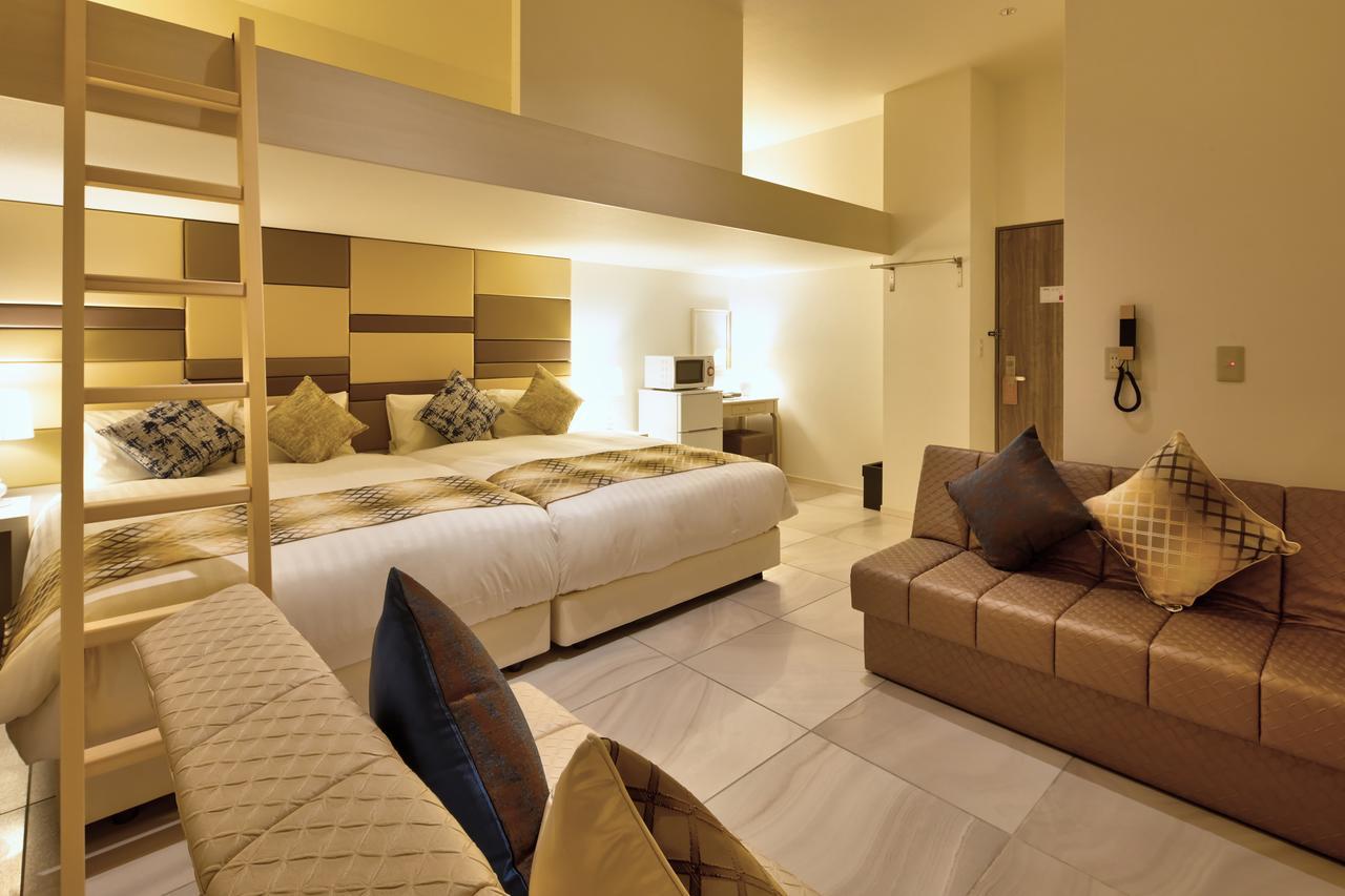 Centurion Hotel Resort Okinawa Nago City Buitenkant foto