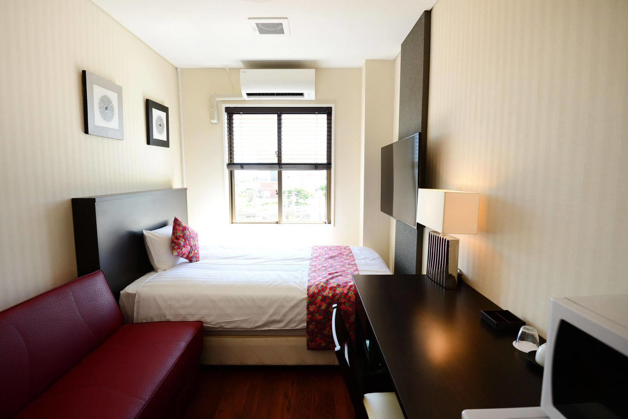 Centurion Hotel Resort Okinawa Nago City Buitenkant foto