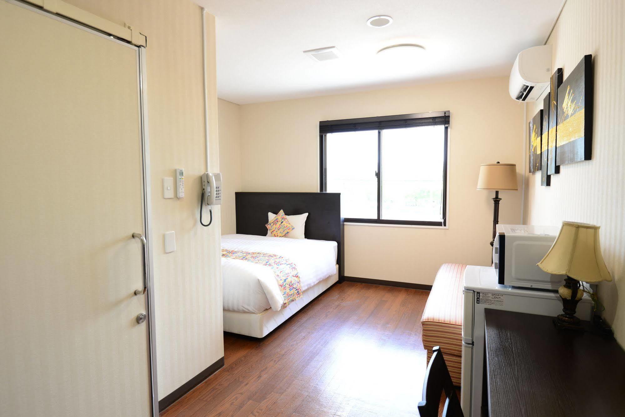 Centurion Hotel Resort Okinawa Nago City Buitenkant foto