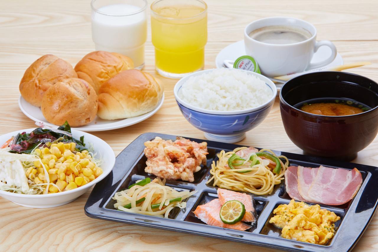 Centurion Hotel Resort Okinawa Nago City Buitenkant foto